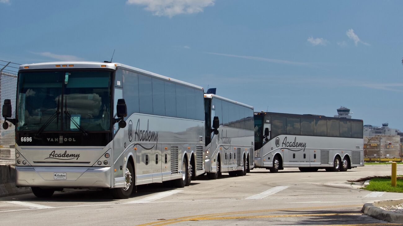 Metro Announces New Red Line Shuttle Schedule: Travel Times, Congestion to Improve Starting Monday