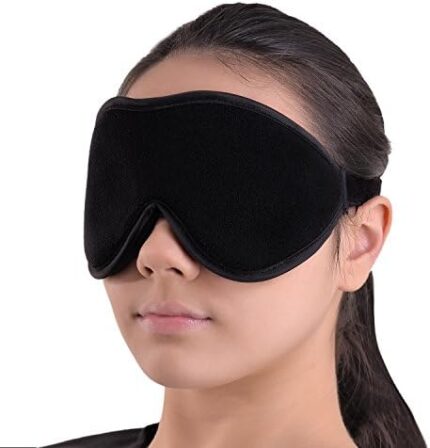 Sleep Mask Blindfold Eye Shades – 100% Light Blocking – Blackout Sleeping Mask is Comfortable for Relaxation Migraines Insomnia – Travel Eye Mask is Soft with Ear Plugs